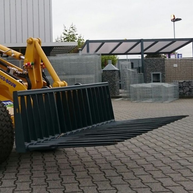 Verhuur knikmops 180 hulpstuk: Puinriek ~