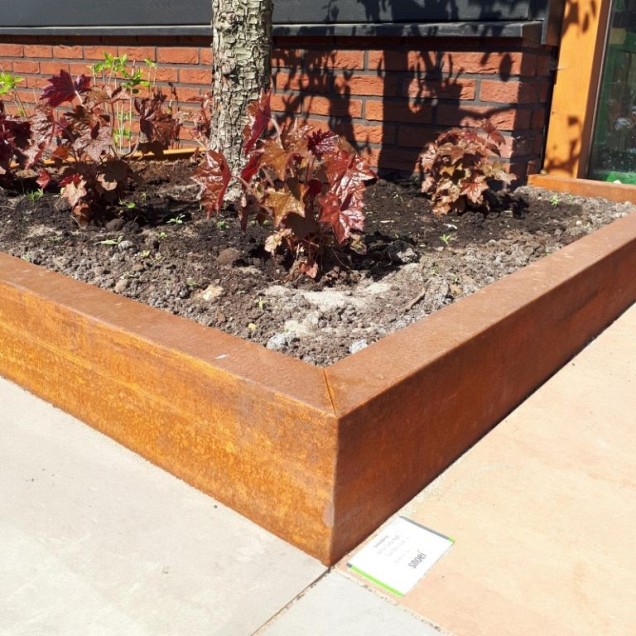 Stapelblok CorTen hoek 43x15x15 cm. (uitlopend 2026) ~