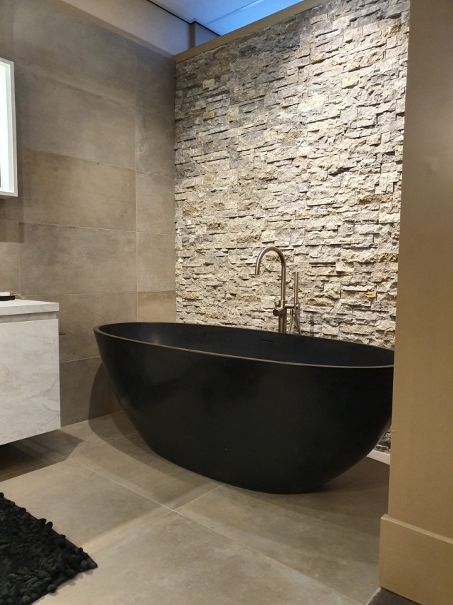 Stone panels 04 cream 20x50 cm. ~