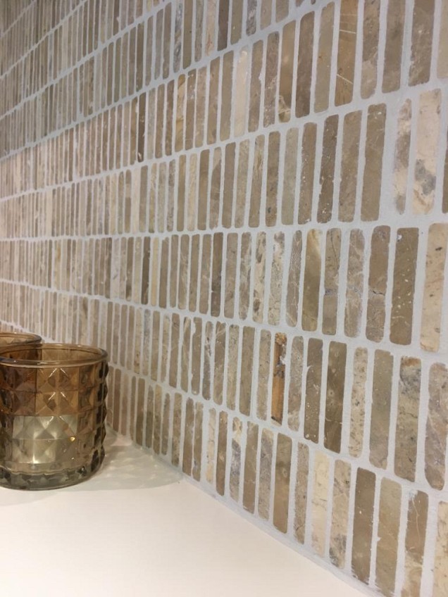 Parquet Fishbone 1x7.3 light brown 30x30 cm. ~