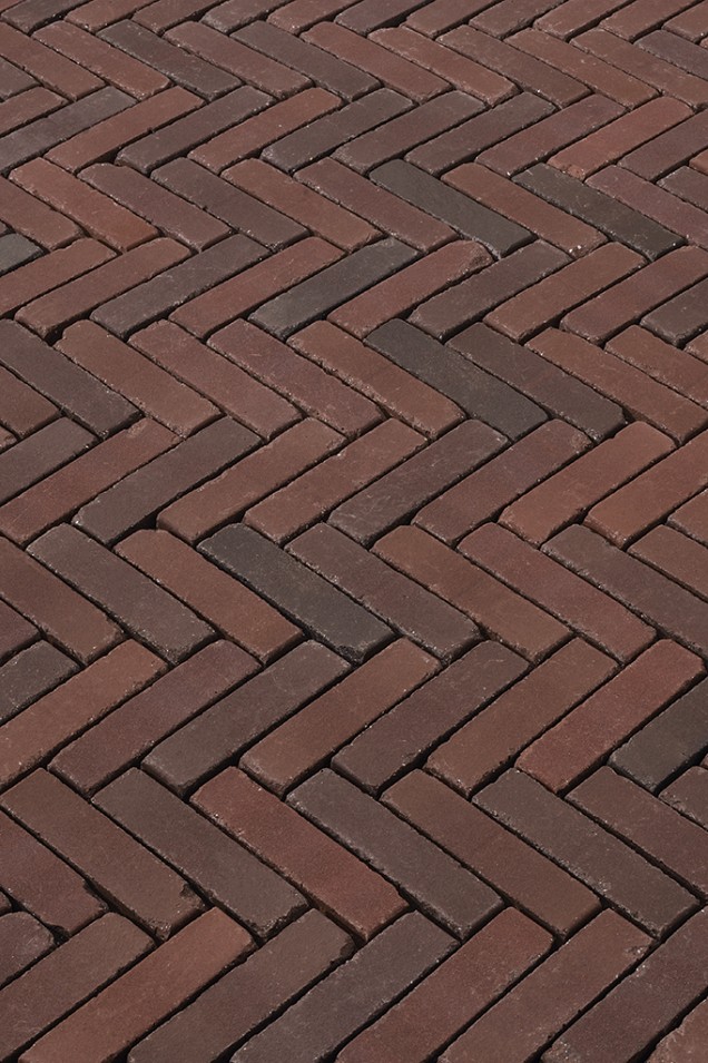 WF60 Erula rood bruin genuanceerd getrommeld ~