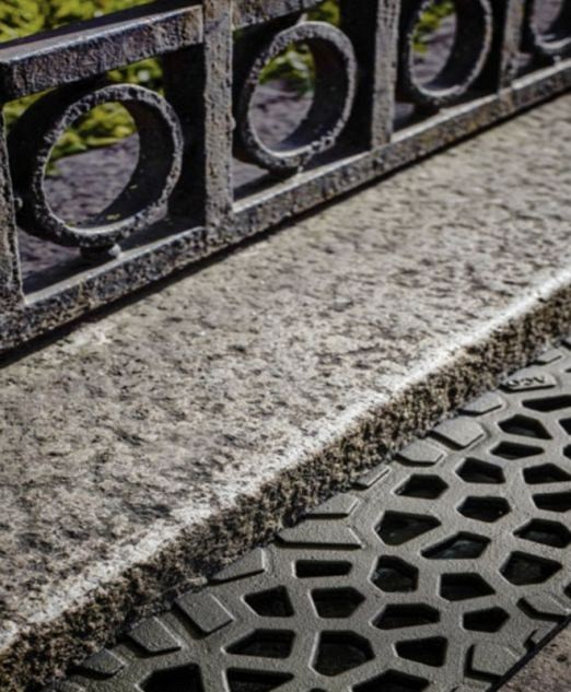 ACO Euroline Voronoi gietijzeren rooster 50 cm. ~