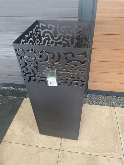 Bruni- Outdoor Vuurzuil FF22 Staal, 3mm, RAL 9005 zwart 40x40x100cm OP=OP