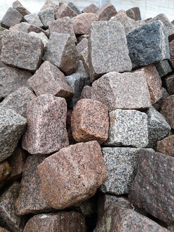 Kinderkop Gebr. Zweeds Gran. ca. 8 x 8 ± 145KG OP=OP ~