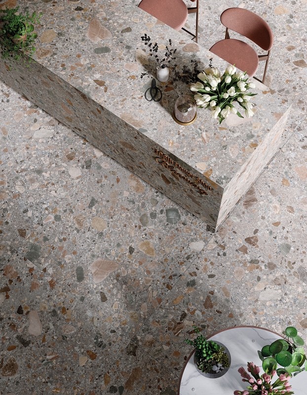 Piemonte Graniti Marrone 80x80x2 cm. ~