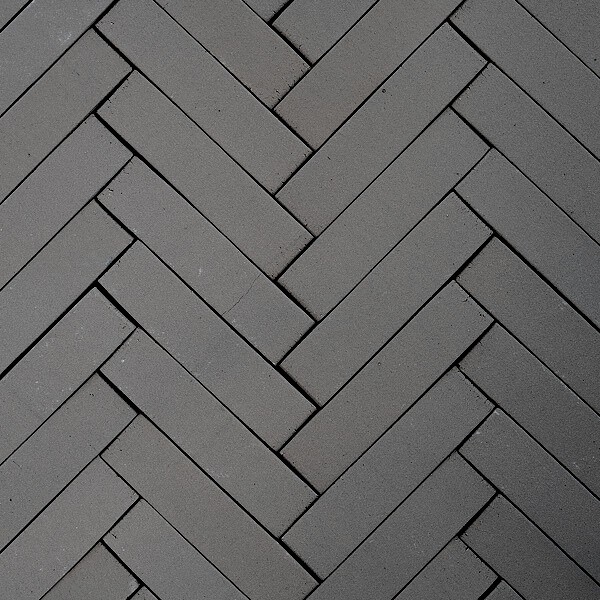 UWF60 Lydney ongetrommeld ~