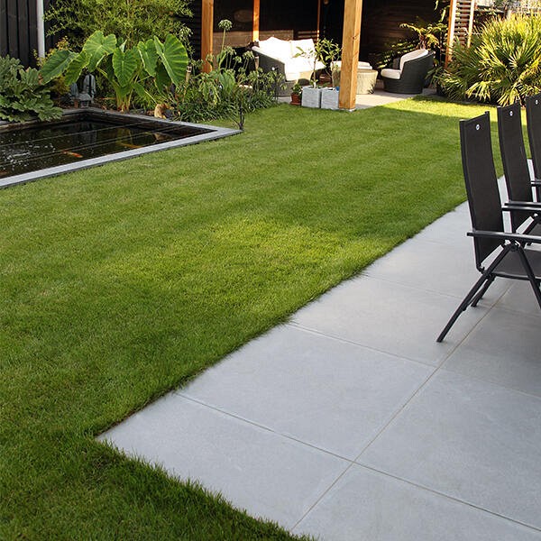Milton Salla 60x60x2 cm. ~