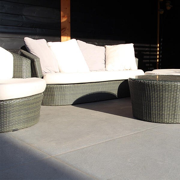 Milton Salla 60x60x2 cm. ~
