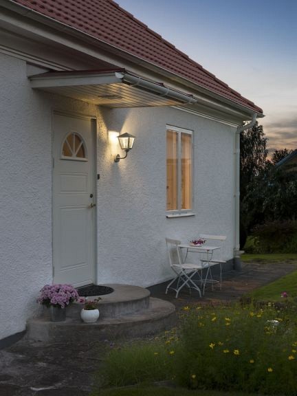 Benu PowerLED 230V wandarmatuur opwaarts 39cm, 1x 8W ~