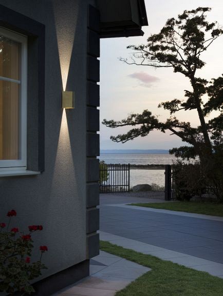 Cremona PowerLED 230V wandarmatuur flush 17cm, 2x 3W ~