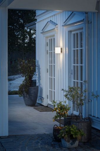 Foggia PowerLED 230V wandarmatuur flush 15cm round opal, 2x 5W warmwit ~