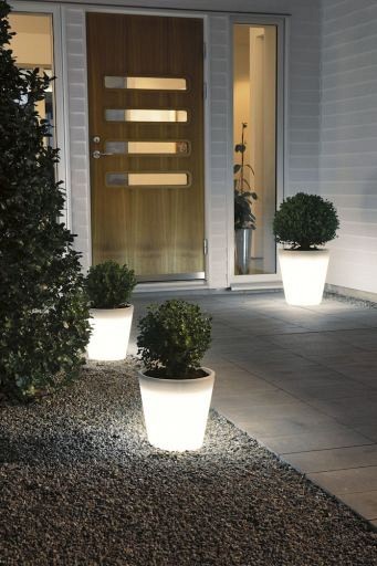 Assisi LED 12V Flowerpot 28cm, opaal kunststof, 15x 0.08W,diepte 15cm, diameter 25cm ~