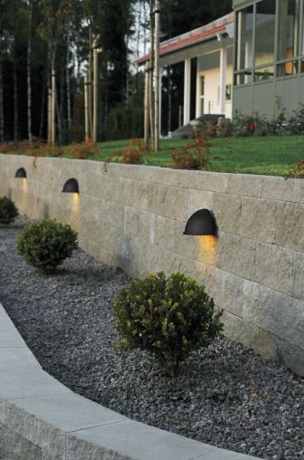 Torino 230V wandarmatuur flush kwartrond, 28x13.5cm, E27 max 40W ~