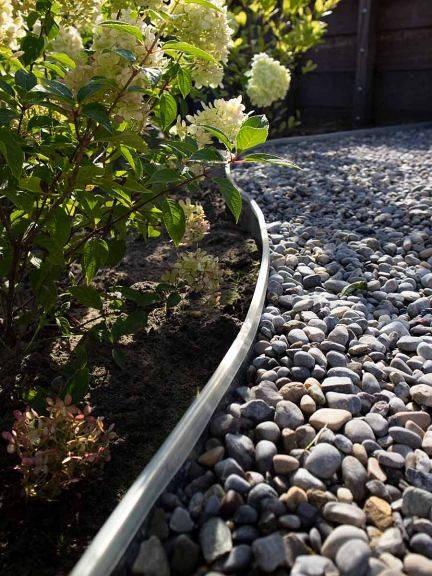 Multi-Edge Metal beschermstrip rol á 10 meter ~