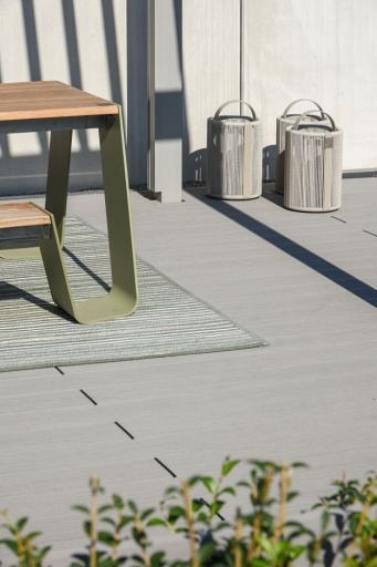 Dual Straight holle plank fijn-grof geribbeld 400x16,2x2,8 cm Stone Grey ~