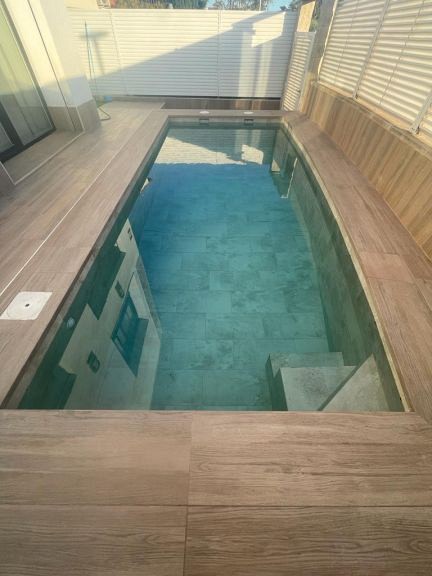 Zwembadrand recht Ordesa Natural 120x31,5x1,4 cm. Antislip ~