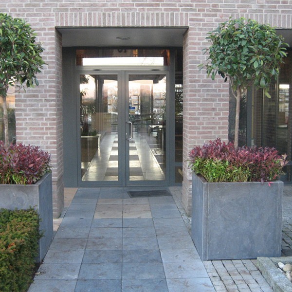 Blue Stone bloembak recht 200x52x75 cm. gezoet ~