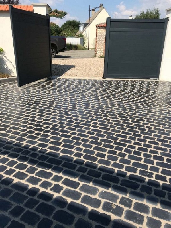 Courtstones Natural Basalt 21,5/18,5/16,5/14,5/13,5x12,9x6 cm. ~