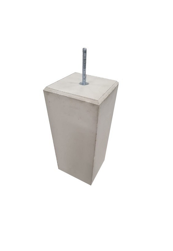 Poer grijs 1 huls M24 excl. draadstang en stelplaat - 45x23x23 cm. ~